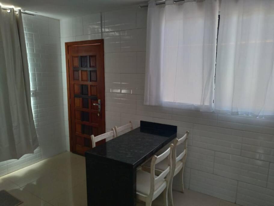 הוילה Casa Agradavel Em Camboriu Com Estacionamento No Patio מראה חיצוני תמונה