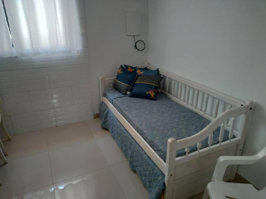 הוילה Casa Agradavel Em Camboriu Com Estacionamento No Patio מראה חיצוני תמונה